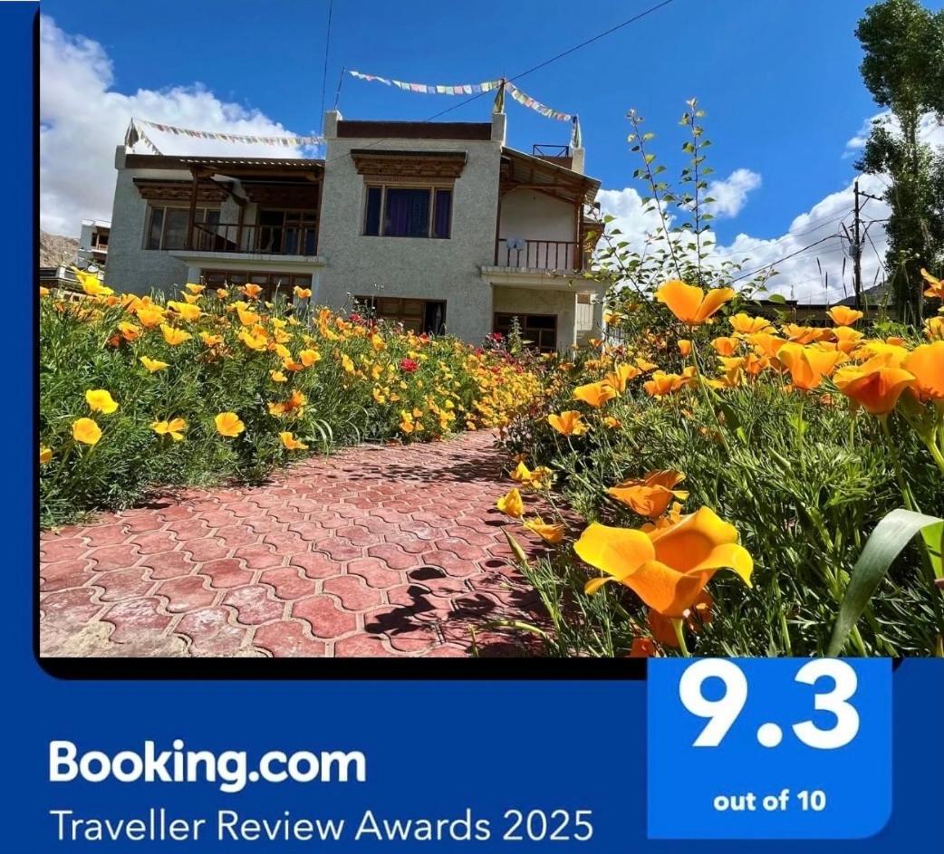 فندق Chakzot Garden House ليه المظهر الخارجي الصورة
